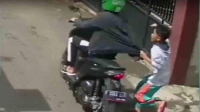 Bocah Kelas 5 SD Nekat Lawan Jambret, Tak Terima Hp nya Diambil