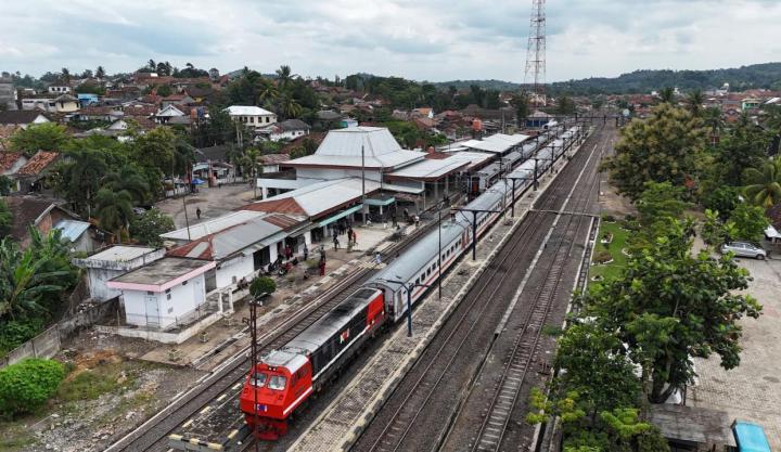 Lonjakan Pemudik, KAI Lampung Catat 11.566 Penumpang hingga H-3 Lebaran