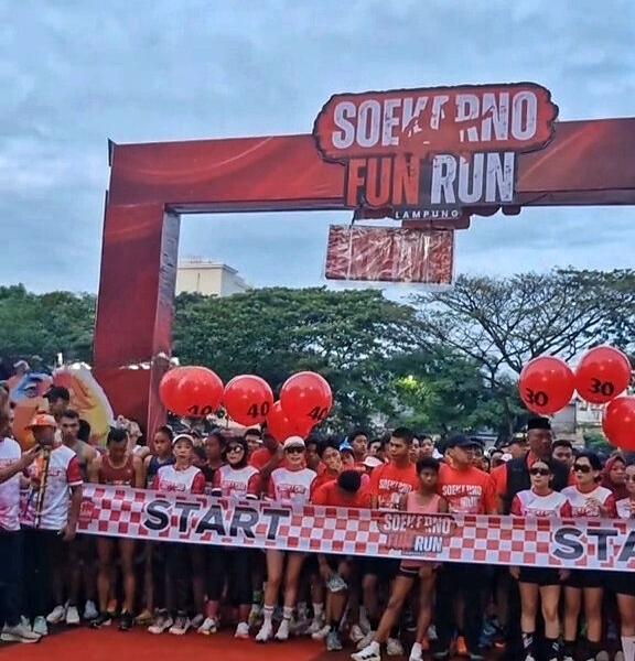 Meriah, Gelaran Soekarno Fun Run 5K Lampung Peringati HUT PDI Perjuangan Ke-52  