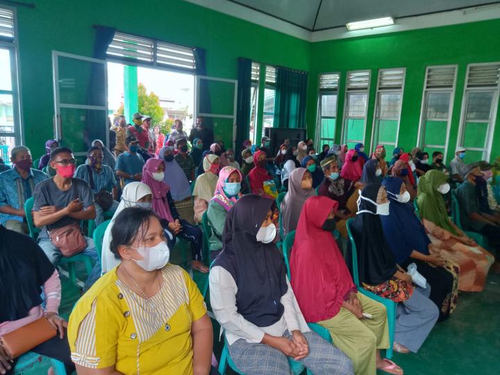 120 Ton Beras Dibagikan ke Warga yang Membutuhkan di Bandar Lampung