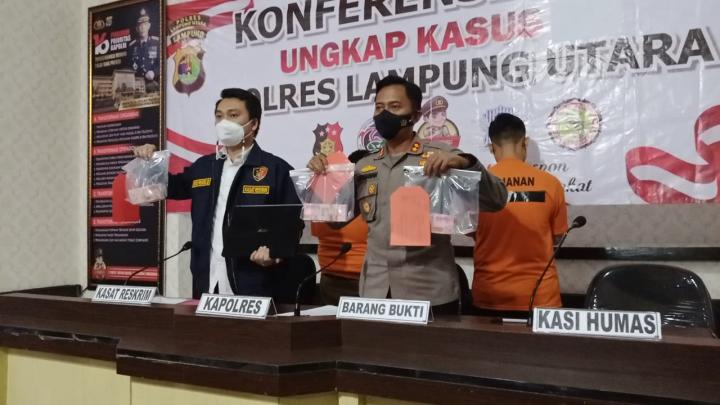Dua Oknum Pejabat DPMD Lampura Beserta Oknum  EO Tertangkap OTT Polres Lampura