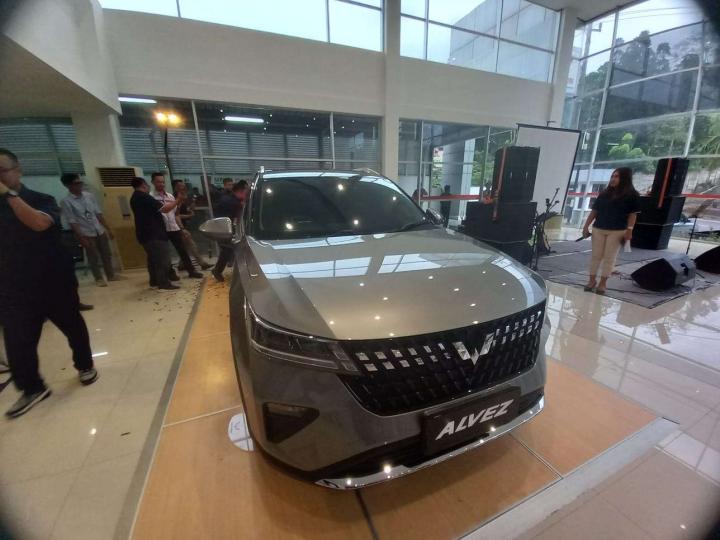 Wuling Alvez â€˜Style and Innovation in One SUVâ€™ Resmi Dipasarkan di Lampung