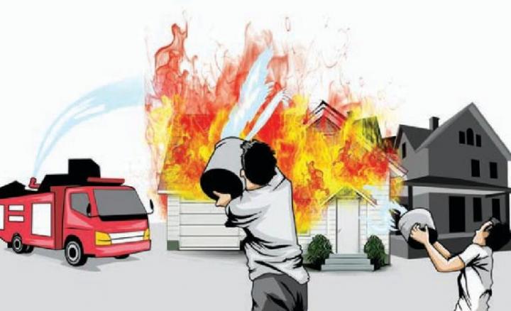 Memasak Air dan Ditinggal Nonton TV, Rumah Dilalap Api 