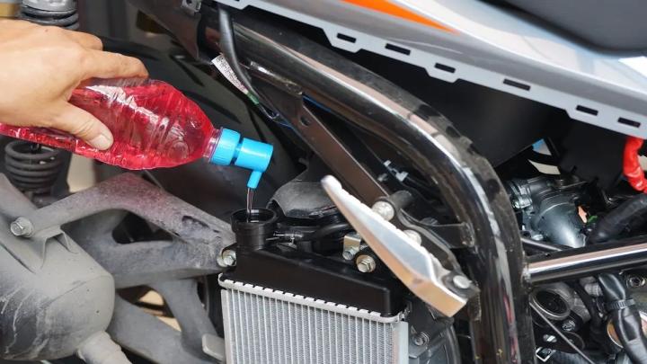 Rajin Ganti Oli Tapi Motor Masih Cepat Panas? Ini Penyebabnya   