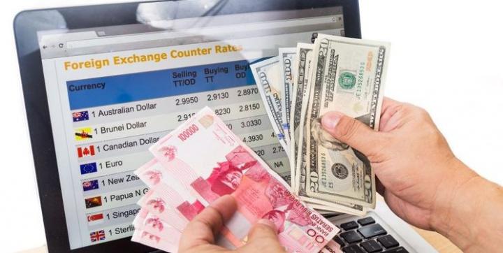 Ini kurs jual beli dolar AS di BCA dan BRI pada Senin 24 Januari 2022Â 