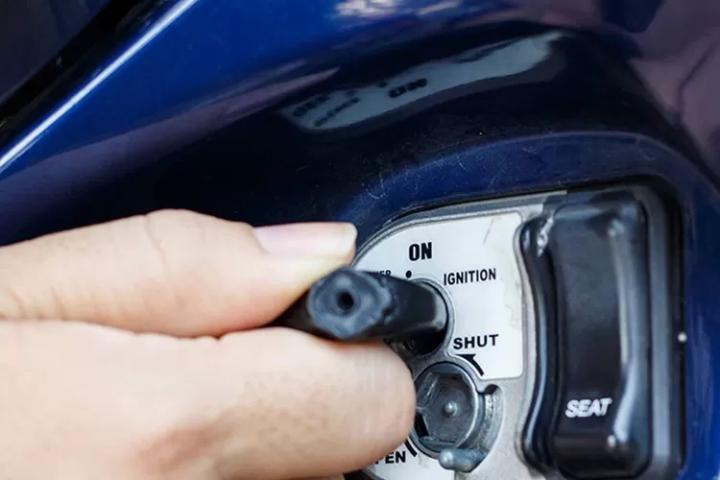 Kunci Motor Tiba Tiba Macet, Begini Cara Mengatasinya 
