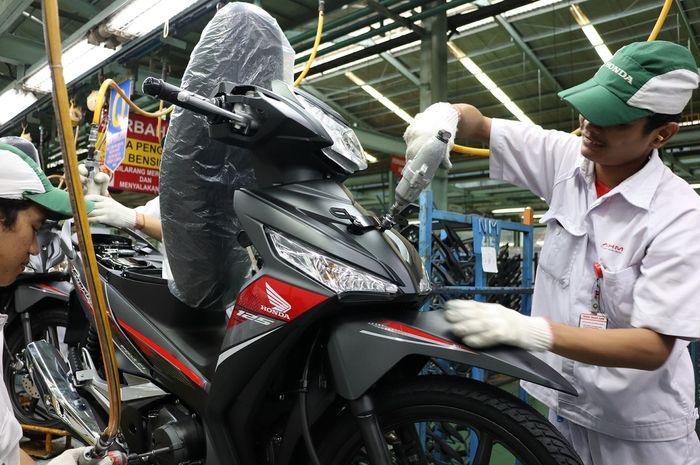 Motor Bebek Honda Favorit
