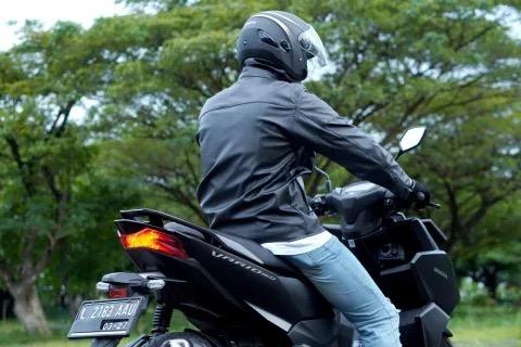 Jaga Emosi Dan Tetap #Cari_Aman Berkendara Saat Berangkat dan Pulang Kerja.