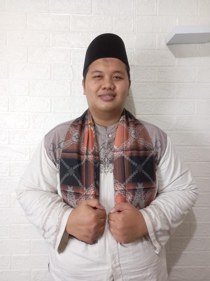 Memenangkan Kuis Addem Dua Kali Berturut turut Dai Muda Ini di Juluki Sebagai Ustaz Digital