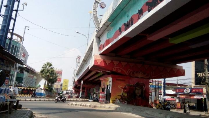 Pelukisan Mural di Flyover MBK Diberhentikan Sementara, Warga: Sejak Hari Raya Iduladha
