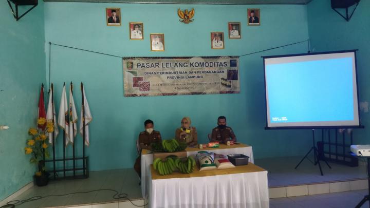 Dinas Perindag Gelar Pasar Lelang Komoditas Capai Hasil Transaksi 179.200.000