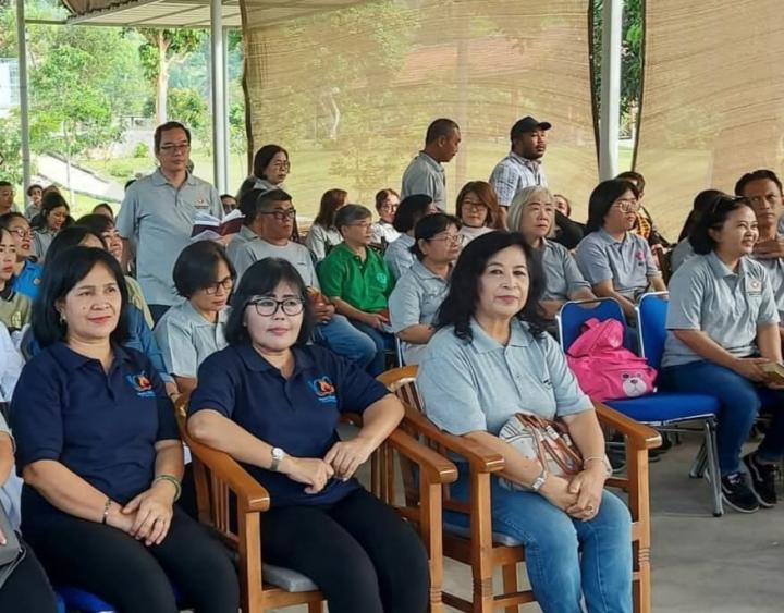 Ketua Presidium Wanita Katolik RI DPD Lampung dan Pamong KKKI  St. Perawan Maria Keuskupan Tanjungkarang   Hadiri Rekoleksi Pemerhati Lapas.
