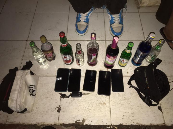 Polisi Amankan Muda-Mudi Beserta Miras-Pil Reklona di Pahoman
