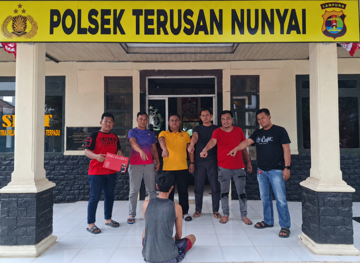 Polisi Gerebek Rumah Pengedar Sabu di Lampung Tengah, 10 Paket Siap Edar Disita