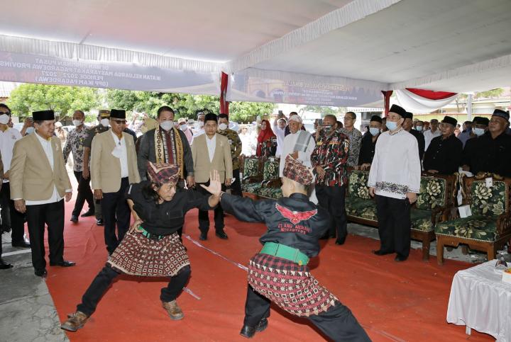 Gubernur Lampung Arinal,Kukuhkan DPP Ikatan Masyarakat Pagardewa