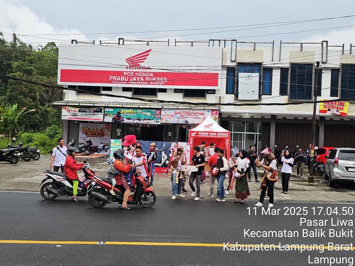 BERKAT (Berbagi Takjil Tematik) bersama Prabu Jaya Sukses Liwa
