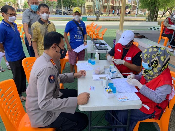 Polri dan PSMTI Donor Darah, Kabidhumas Pandra: Kami Tergerak untuk Membantu Masyarakat