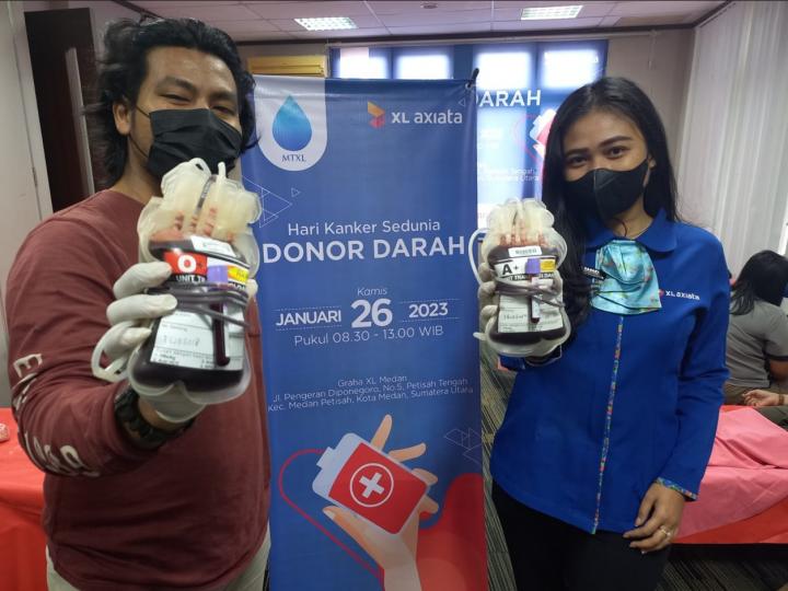 Sambut Hari Kanker Sedunia, XL Axiata - Komunitas Jurnalis Gelar Donor Darah di Medan   