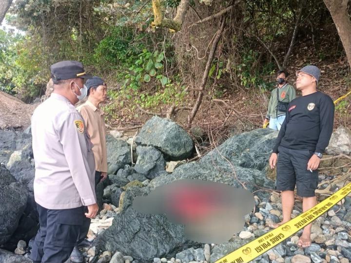 Geger! Jasad Tanpa Kepala Terdampar di Pantai Tanggamus, Polisi Minta Warga Lapor Jika Kehilangan Keluarga