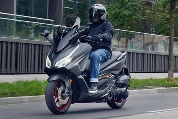 Jangan Lupa Tengok Belakang Sebelum Tancap Gas Sepeda Motor   
