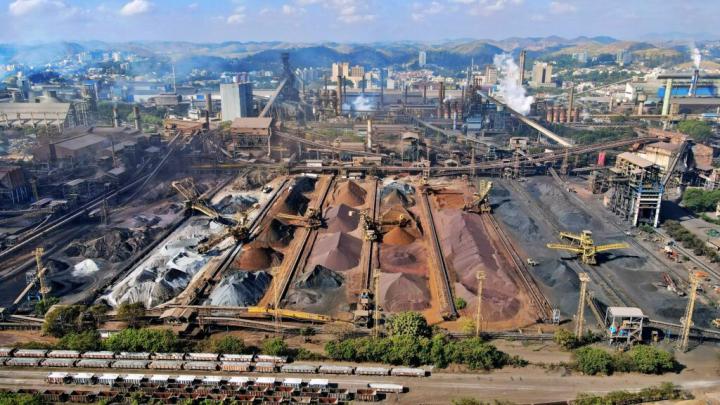 Bahlil: 90 Persen Proyek Hilirisasi hingga 2040 Didominasi Sektor Minerba