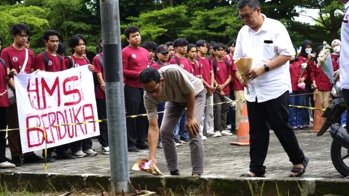 Pimpinan Itera, Mahasiswa, hingga Keluarga Nabil Al Dzikri Lakukan Tabur Bunga di Kampus