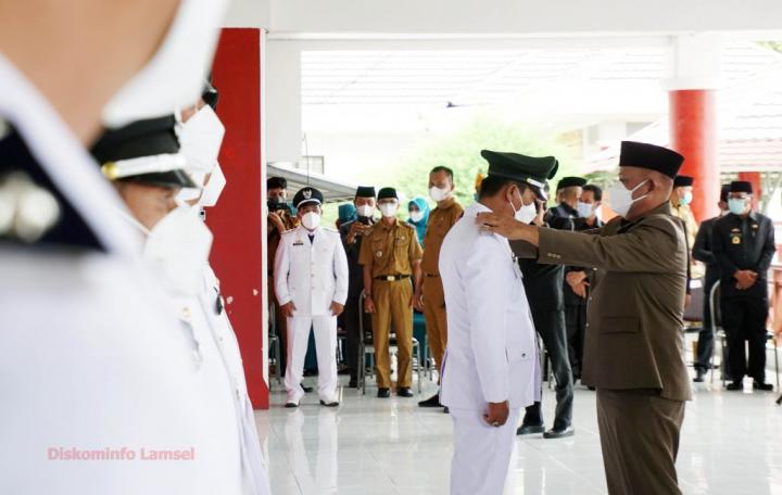 Lantik Kepala Desa Terpilih Hasil Pilkades Serentak 2021, Bupati Nanang: Tidak Ada Lagi Kubu-Kubuan