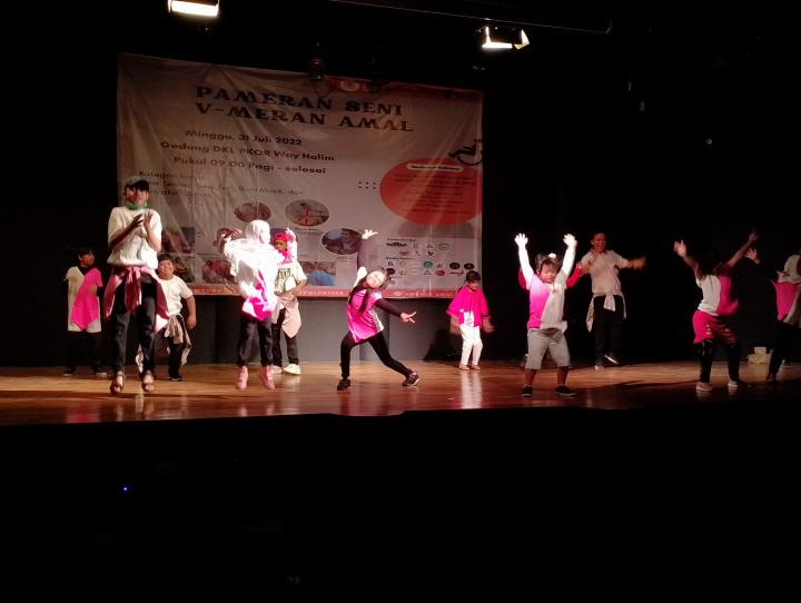 28 Anak Penyandang Disabilitas Unjuk Kebolehan Dalam Kegiatan Pameran Seni
