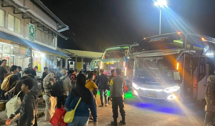Lonjakan Arus Balik, Polresta Bandar Lampung Siagakan Personel di Terminal dan Stasiun