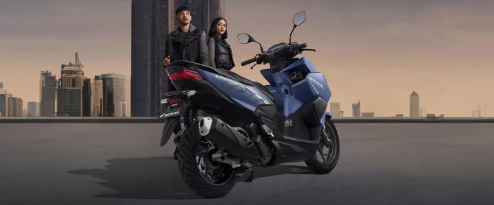 Honda Vario 160 Pilihan Untuk Kamu Yang Cari Motor Irit   