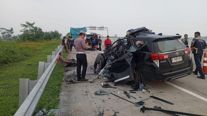 Dua Mahasiswa Tewas dalam Kecelakaan Maut di Tol JTTS Lampung Selatan