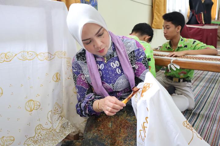Ketua TP. PKK Provinsi Lampung Dorong Kemandirian Anak Istimewa melalui Pendidikan Inklusif