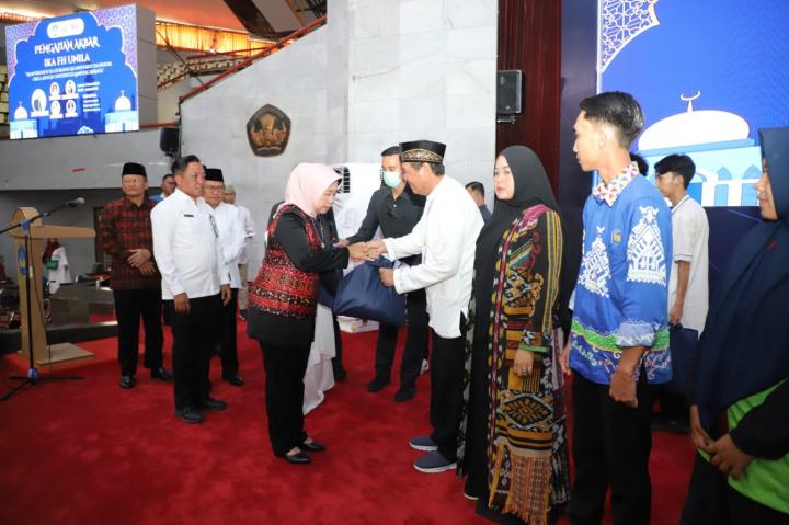 FH Unila Gelar Acara Bakti Sosial dan Pengajian Akbar Menyambut Bulan Suci Ramadhan 1445 Hijriah