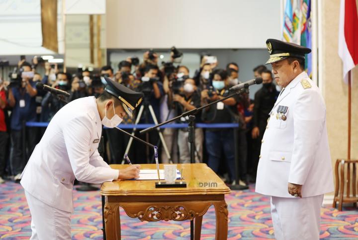 Gubernur Arinal Djunaidi Lantik Ardian Saputra sebagai Wakil Bupati Lampung Utara Sisa Masa Jabatan 2019-2024