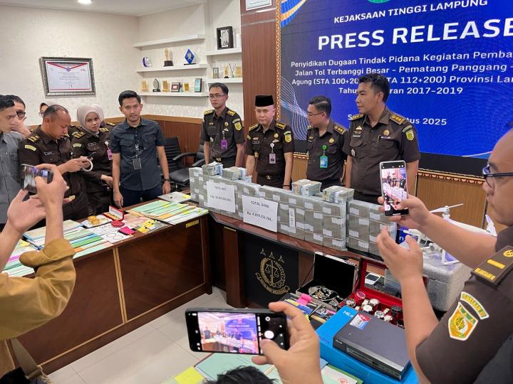 Kejati Lampung Tetapkan Tersangka Baru Korupsi JTTS, Sita Uang Rp4 Miliar dan Aset Rp50 Miliar