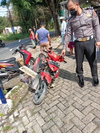 Mobil Pickup Menabrak Sepeda Motor, Satu Korban Meninggal Dunia