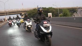 Alasan Kenapa Motor Harus Menggunakan Jalur Lambat 