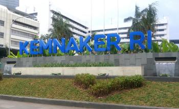 Kemenaker Perkuat Pengawasan Penggunaan Tenaga Kerja Asing di Indonesia