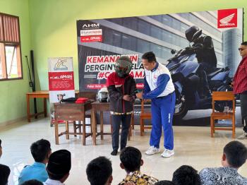 Kembali Gelar Safety Riding, Kali Ini Diadakan di SMKN 1 Way Serdang 
