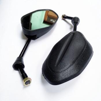 Alasan Spion Motor Ada Dua, Pakar Safety Riding Bilang Penting   