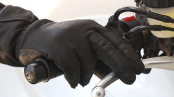 Menjaga Rem Sepeda Motor Agar Tetap Pakem