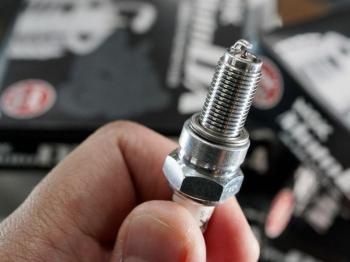 Penyebab Busi Motor Cepat Rusak