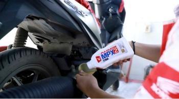 Pentingnya Rutin Mengganti Oli Motor