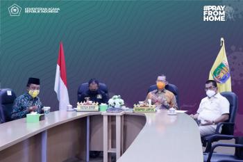 Sekda Provinsi Lampung Fahrizal Bersama Ketua DPRD Ikuti #PrayFromHome