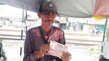 Nasib Pilu Pedagang Kecil, Kakek Penjual Es Dua Kali Jadi Korban Penipuan Uang Palsu di Bandar Lampung