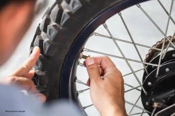 Info TDM Way Kanan : Mitos Atau Fakta, Ban Baru Motor Tidak Boleh Diisi Nitrogen?   