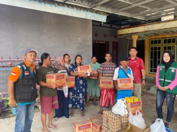 PSMTI Lampung Berikan Bantuan Korban Banjir di Suak Lampung Selatan