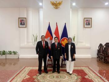 Ketum PB. Perkemi Laksdya TNI (Purn). Dr. Agus Setiadji.S.A.P. M.A Kunjungi Ke Dubes Kamboja.