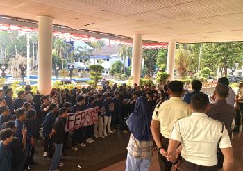 Mahasiswa FEB Unila Desak Pembubaran Mahepel dan Tuntut Keadilan atas Dugaan Kekerasan yang Tewaskan Pratama