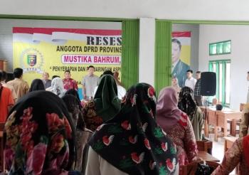 Muatika Reses, Masyarakat Padang Ratu Usulkan Perbaikan Jalan Provinsi